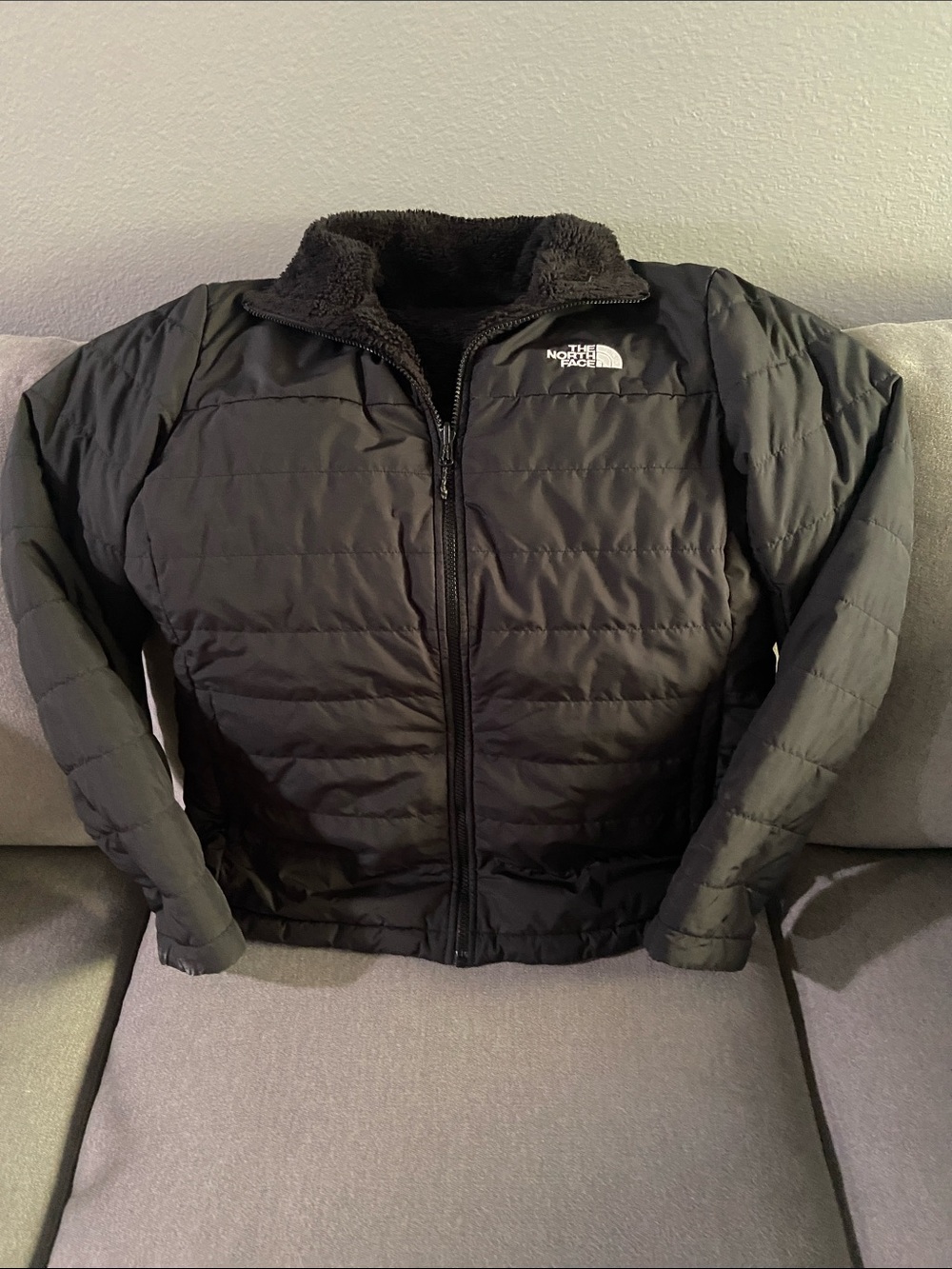 The North Face Women's Black Puffer Jacket irreversible Sherpa